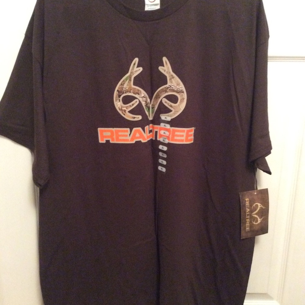 Realtree T-Shirt - Size XL - New with Tags